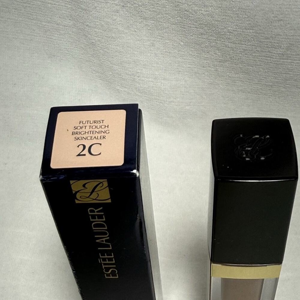 Estee Lauder Futurist Soft Touch Brightening Skincealer 2C Concealer 0.2 oz New - Picture 2 of 2